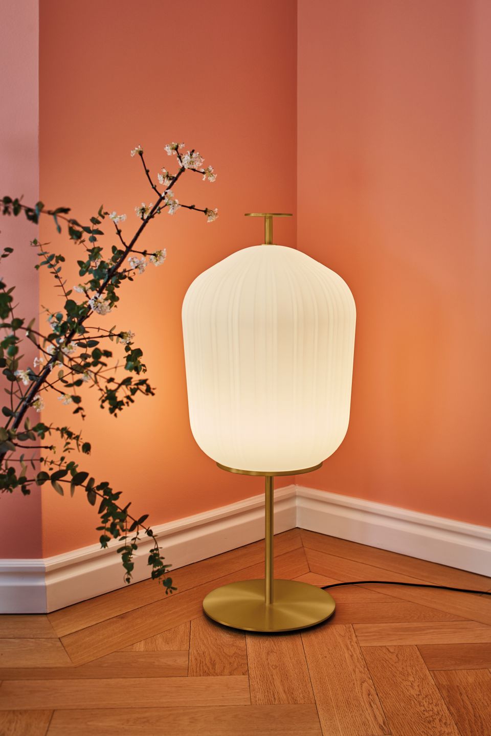 ClassiCon-Plissee-Floor-Lamp-content-1_3x.jpg