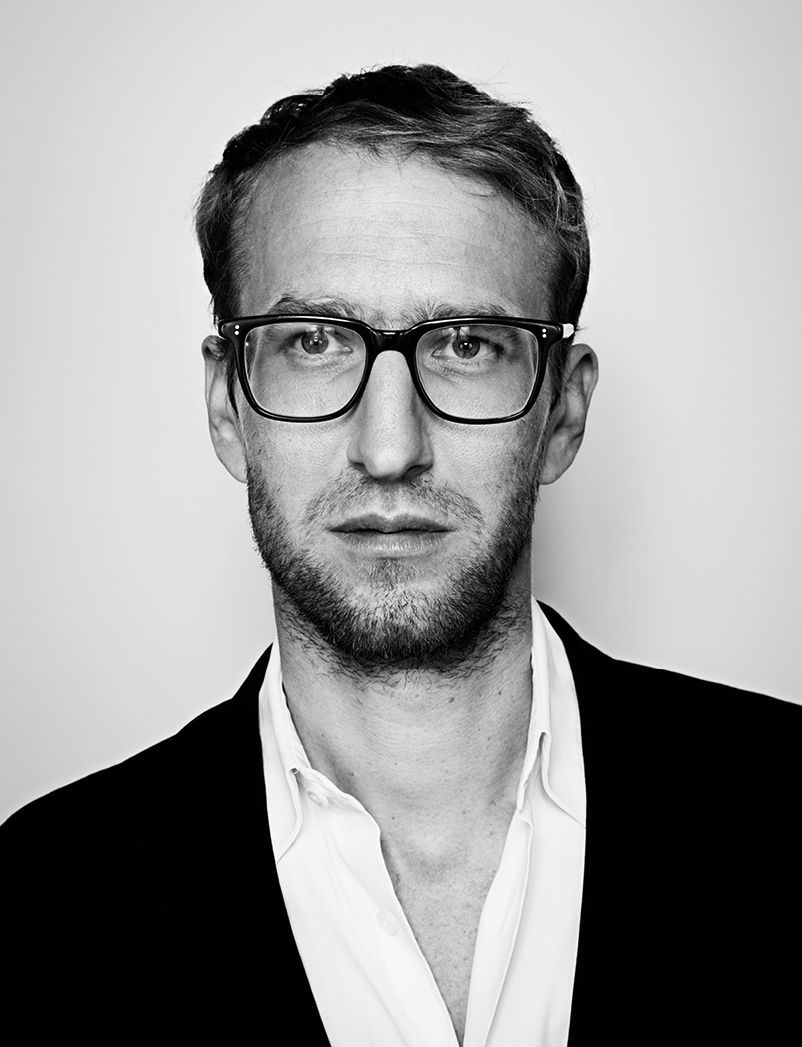 Clemens-Weisshaar-Designer_2x.jpg