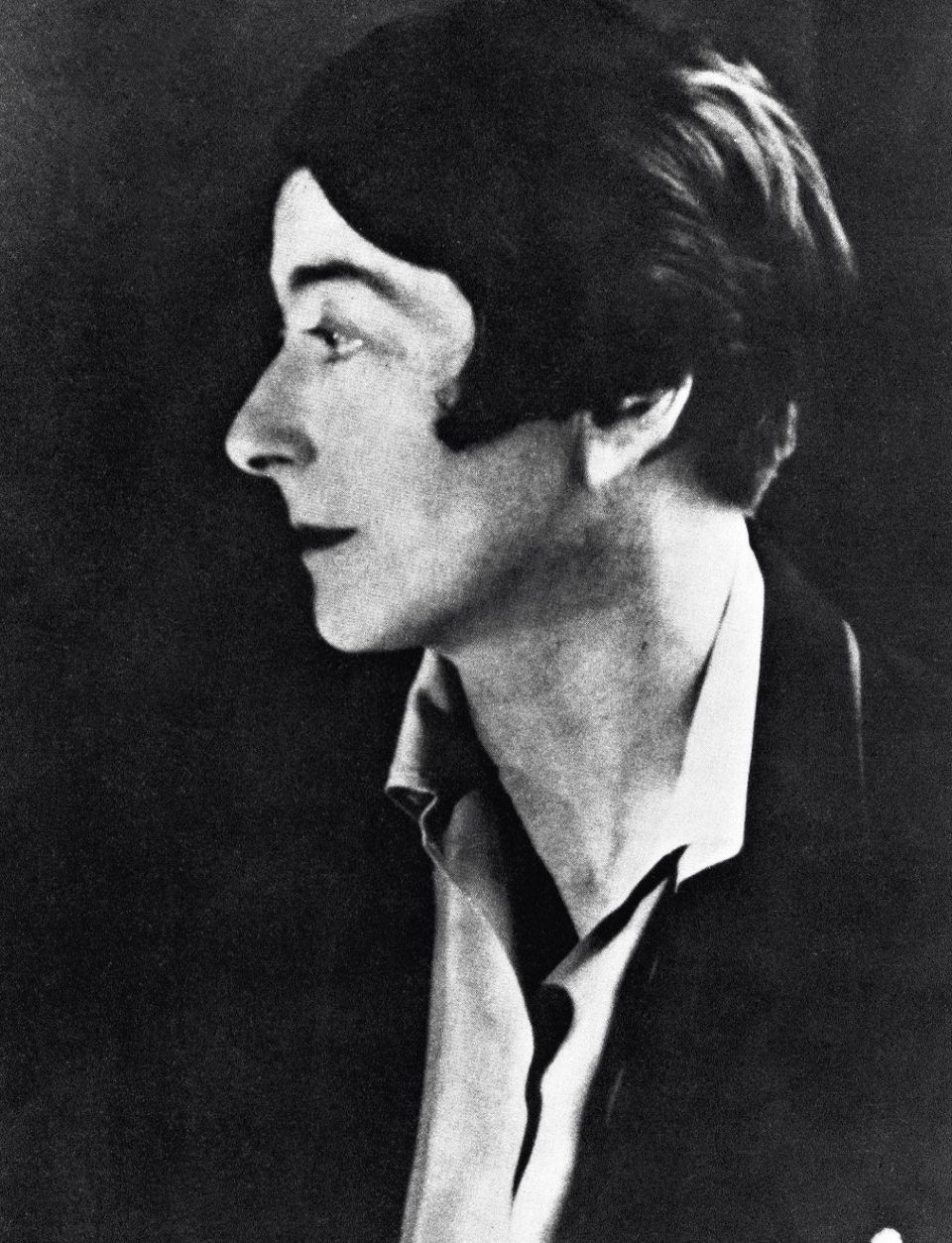 Eileen-Gray-c1_2x.jpg