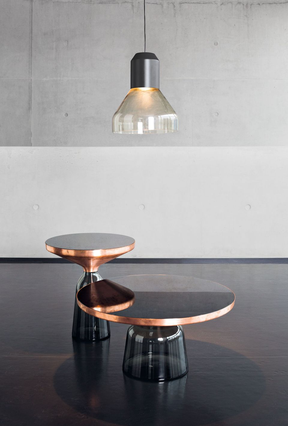 classicon-bell-coffee-table-copper-se-content-1_2x.jpg